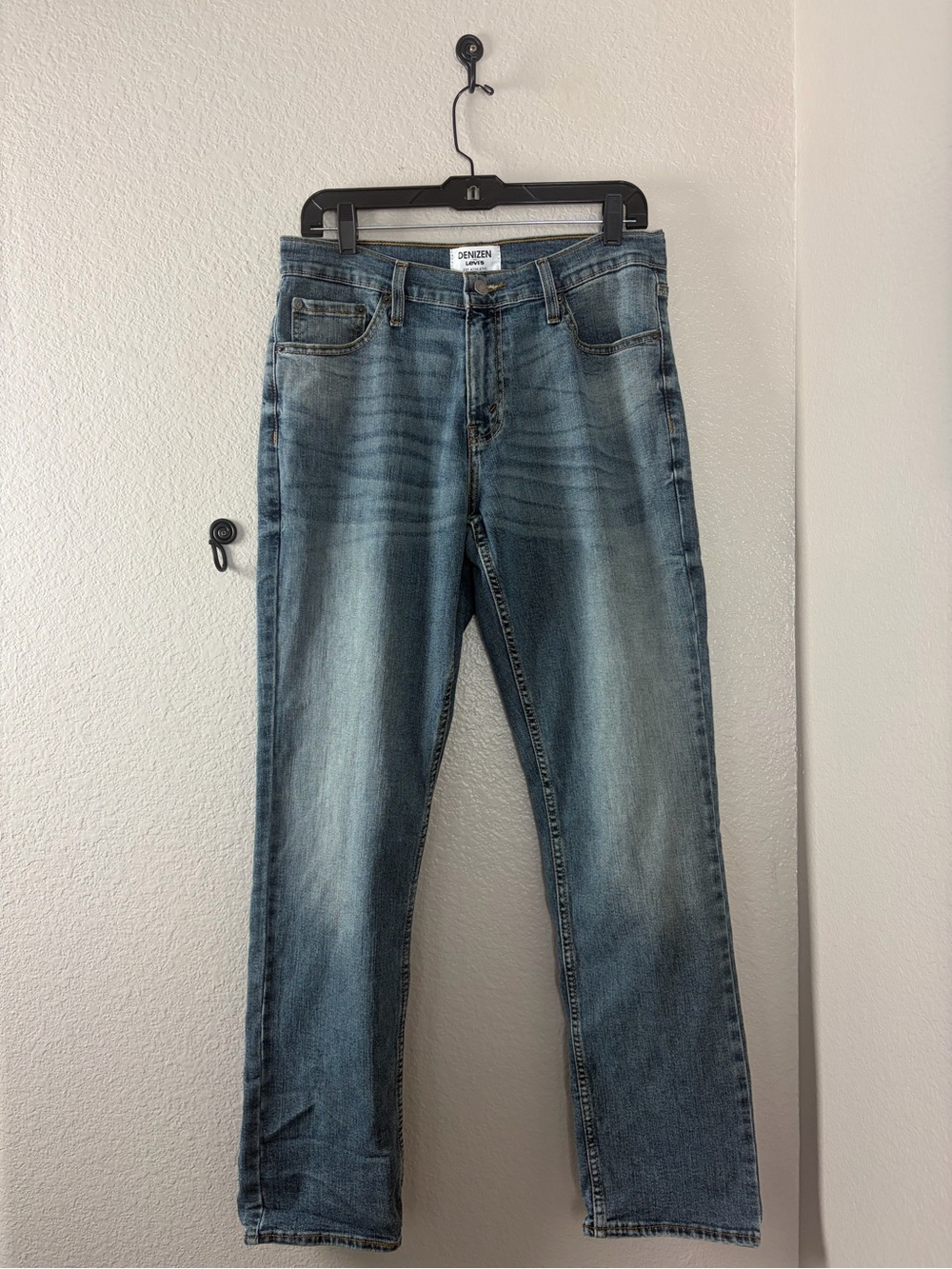 Denizen from Levi's Men's Blue 231 Athletic Jeans 30x32 NC0150